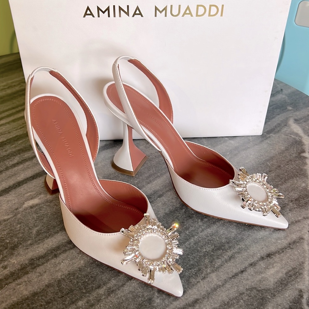 BNIB Amina Muaddi begum slingback in white leather. - Picture 2 of 9